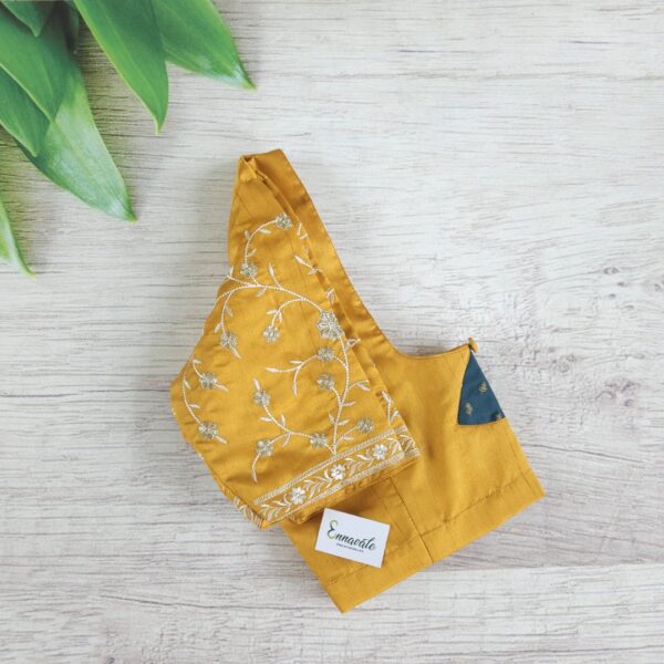 Saree Blouse_ECCS01077 - Image 6
